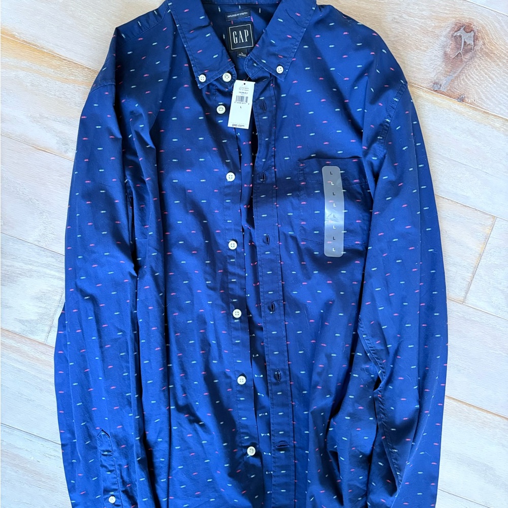GAP Men's Navy Dotted Shirt